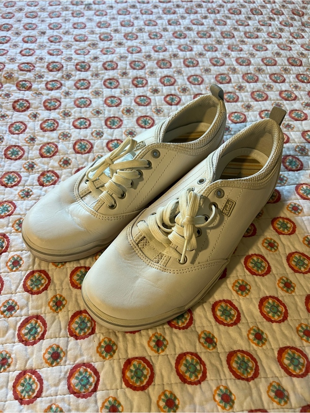 Keds Original White Lace Up Sneaker size 7.5